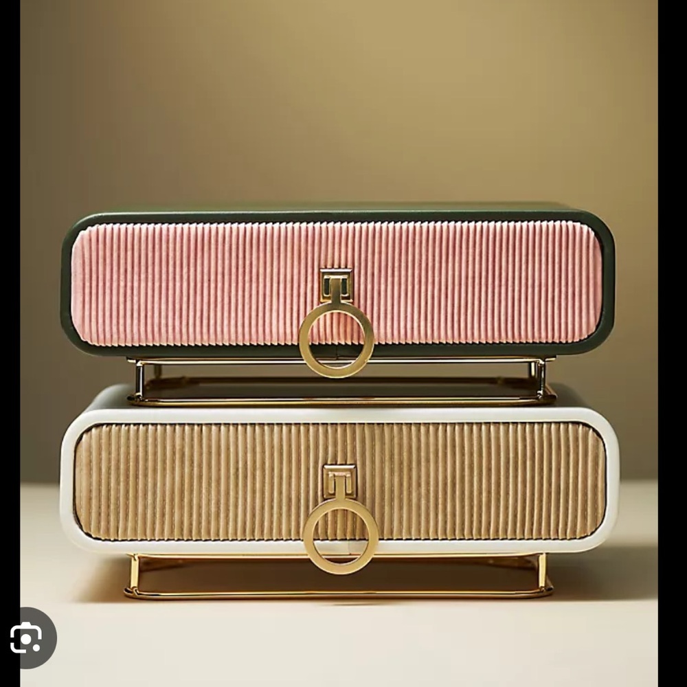 ISO Anthropologie sophia jewelry box